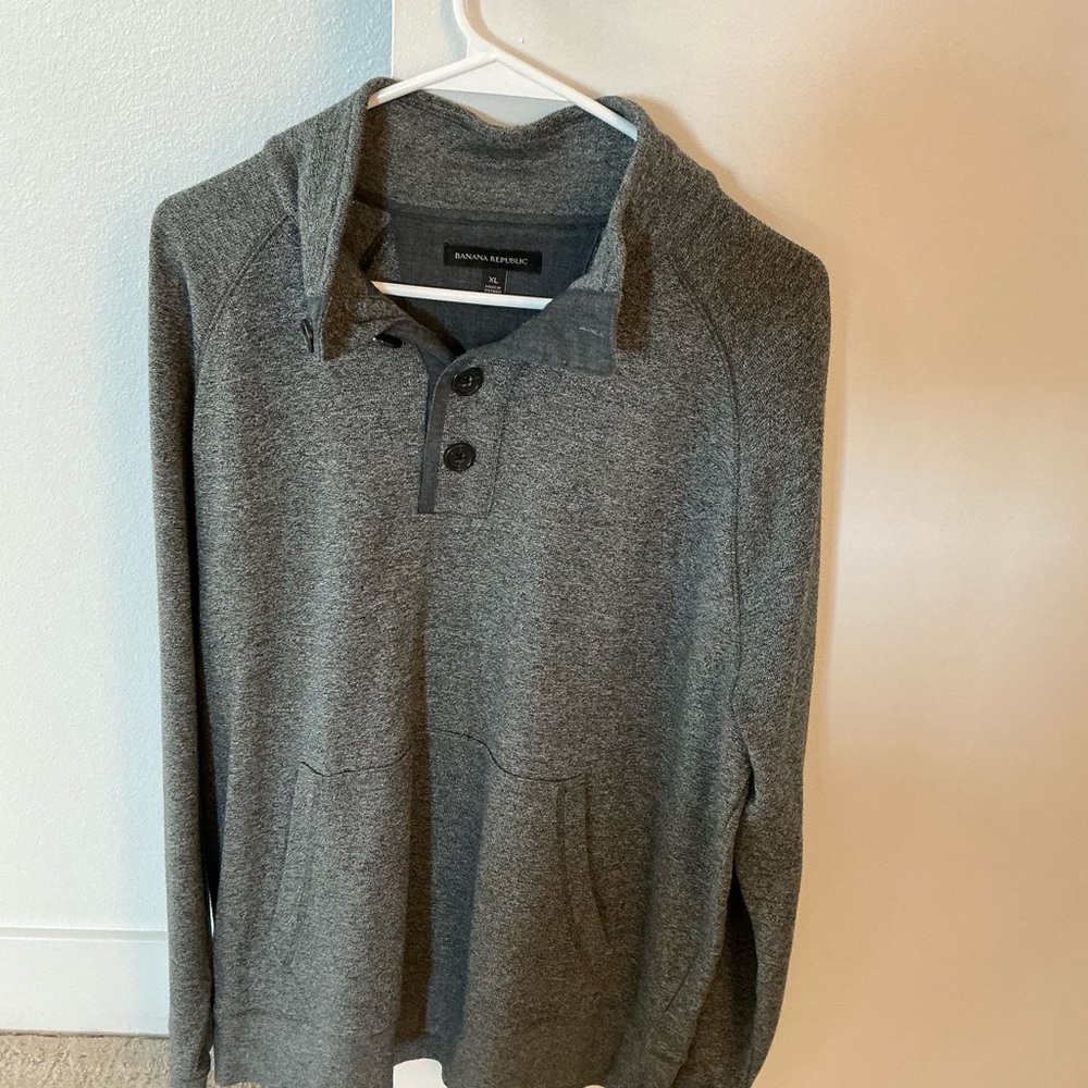 Banana Republic Men's Gray pullover